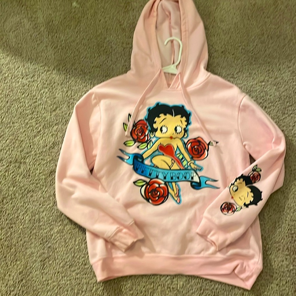 Betty Boop hoodie size large fits in between medium and large even size small!